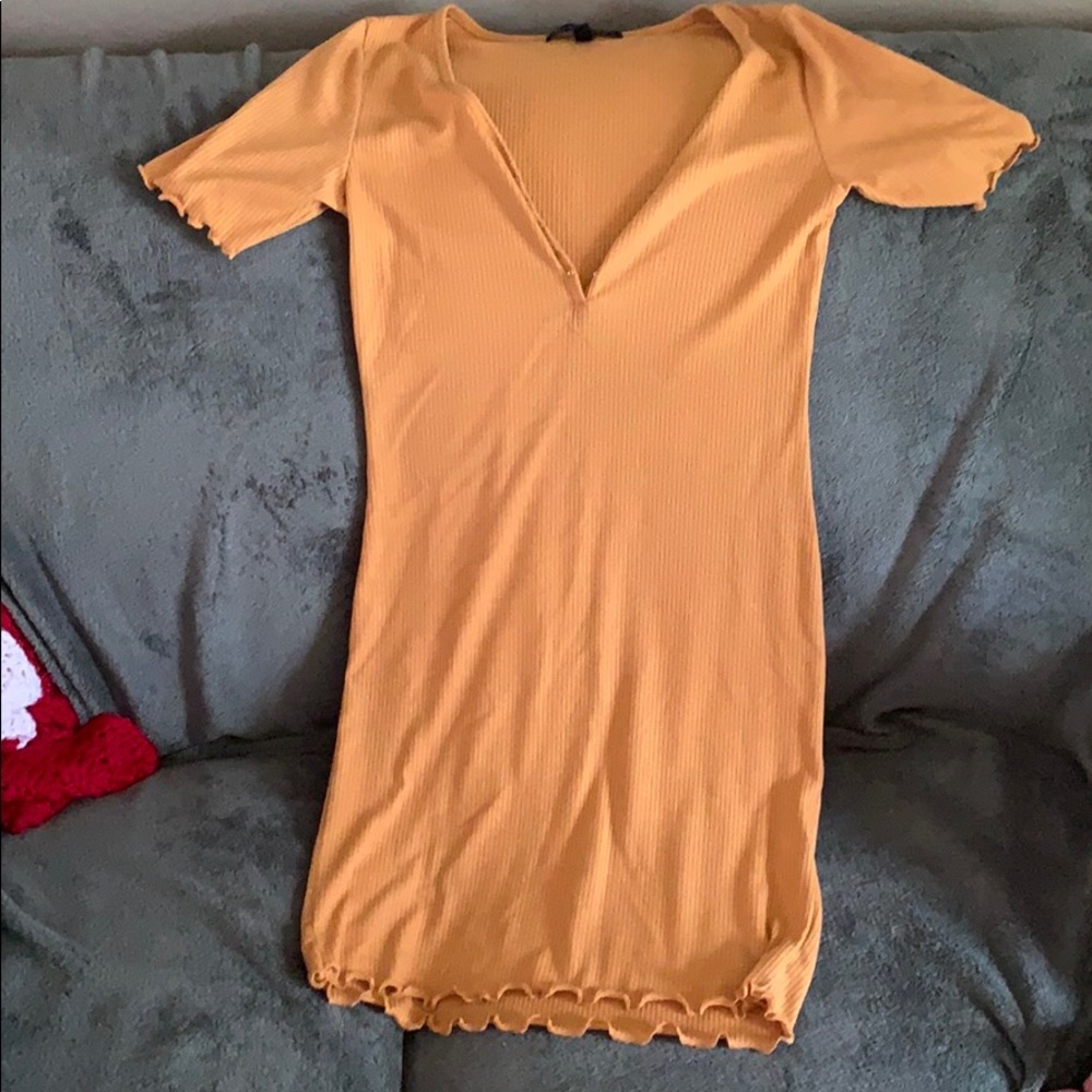 Yellow dress